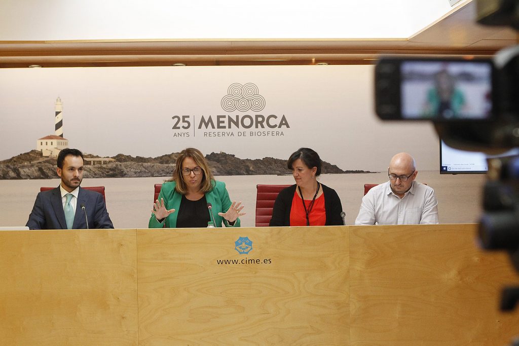 Menorca-Mao-CIM-_-Gem-21937708-1024×6821-1